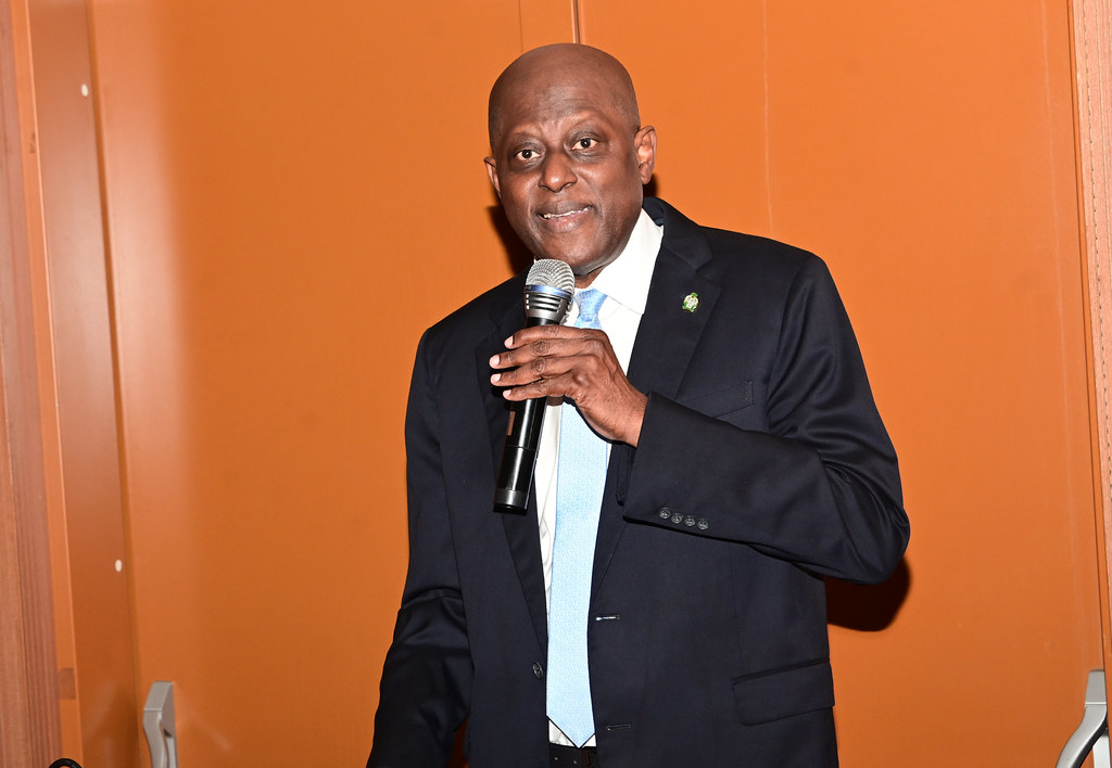 La banque centrale du Nigeria freine l'influence des entreprises de paiement