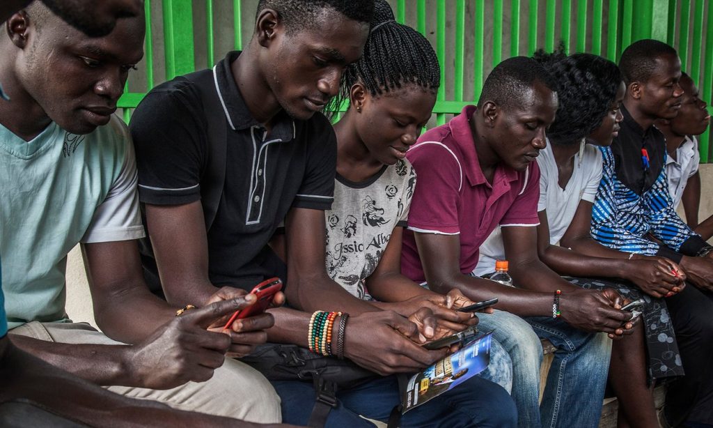 Le Nigeria mise sur 46 nouveaux opérateurs télécoms face à MTN et Airtel